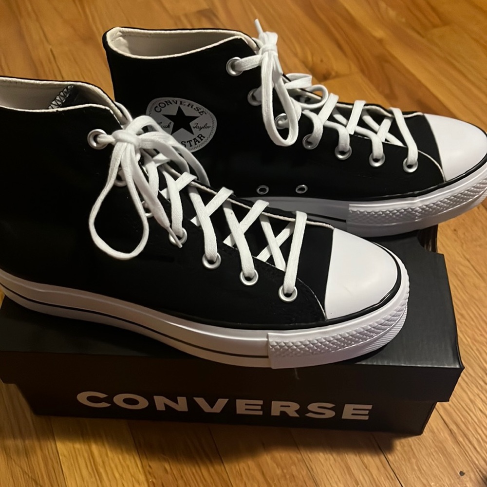 Brand New High Top Platform Converse